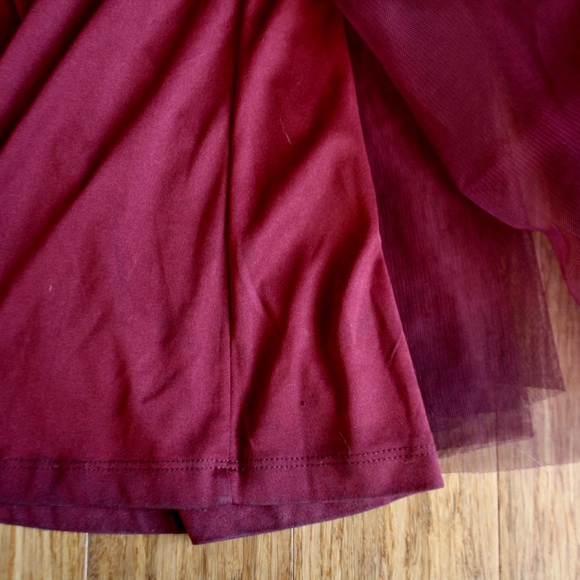 Floor-length Deep V Neck Burgundy Dress - Picture 7 of 8